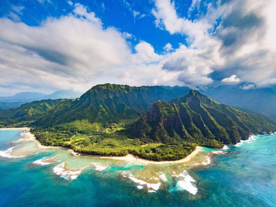 Island of Kauai from the air, painting an image of the best things to do in Kauai